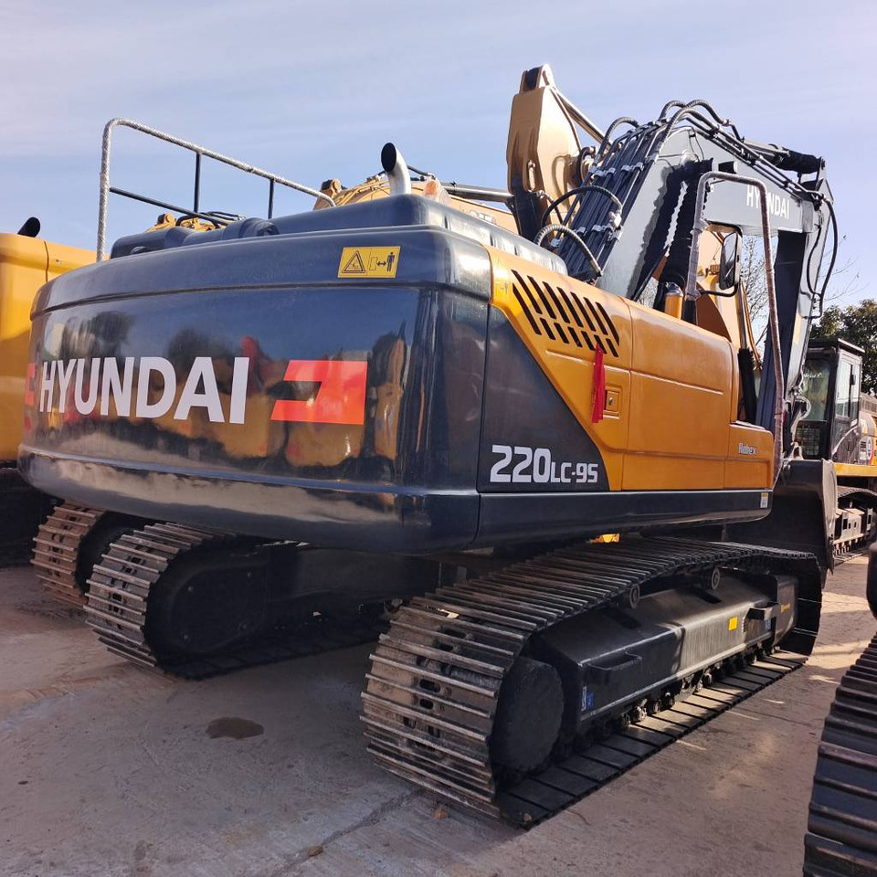 Hyundai 220LC -9S - Excavadora de cadenas: foto 2 Hyundai 220LC -9S - Excavadora de cadenas: foto 2