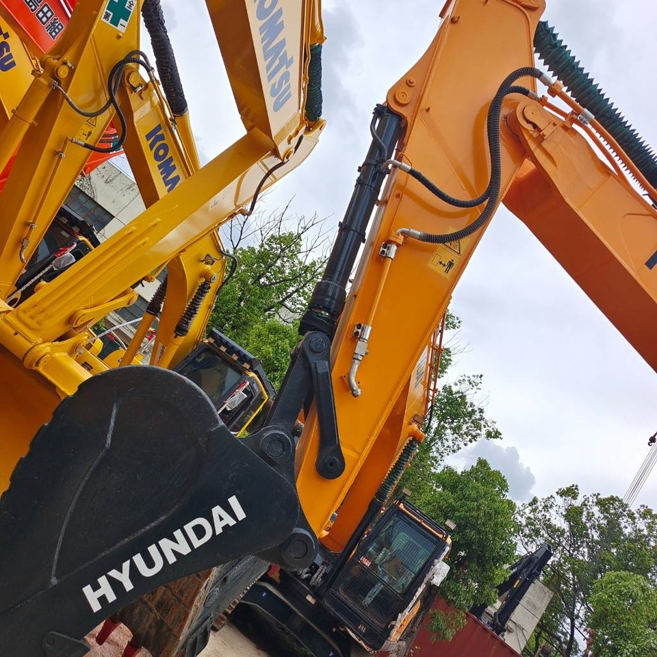 Hyundai 305LC-9S - Excavadora de cadenas: foto 3 Hyundai 305LC-9S - Excavadora de cadenas: foto 3