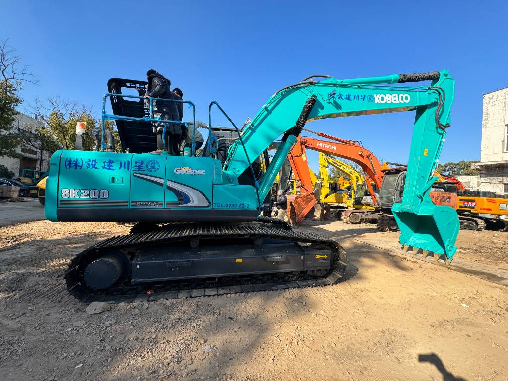 Kobelco SK 200-8 - Excavadora de cadenas: foto 1 Kobelco SK 200-8 - Excavadora de cadenas: foto 1