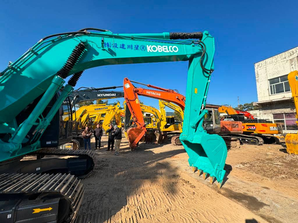 Kobelco SK 200-8 - Excavadora de cadenas: foto 5 Kobelco SK 200-8 - Excavadora de cadenas: foto 5