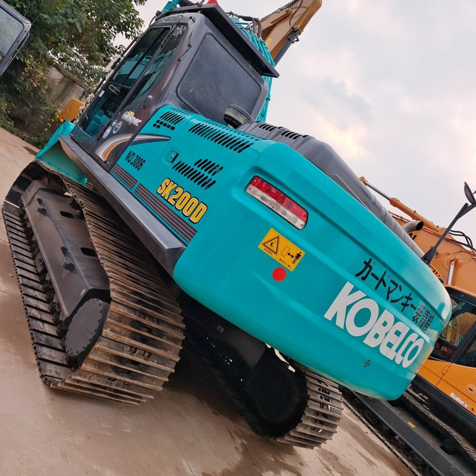 Kobelco SK 200 - Excavadora de cadenas: foto 4 Kobelco SK 200 - Excavadora de cadenas: foto 4