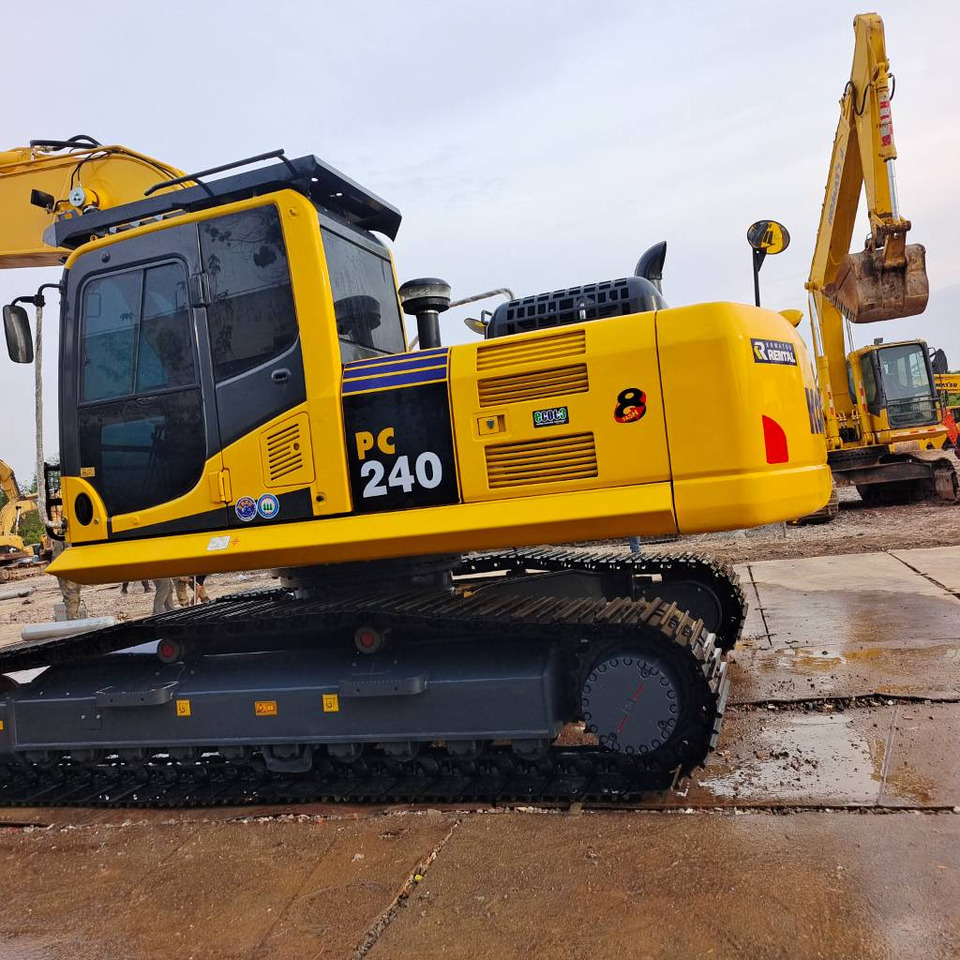 Komatsu PC 240 LC-8 - Excavadora de cadenas: foto 3 Komatsu PC 240 LC-8 - Excavadora de cadenas: foto 3