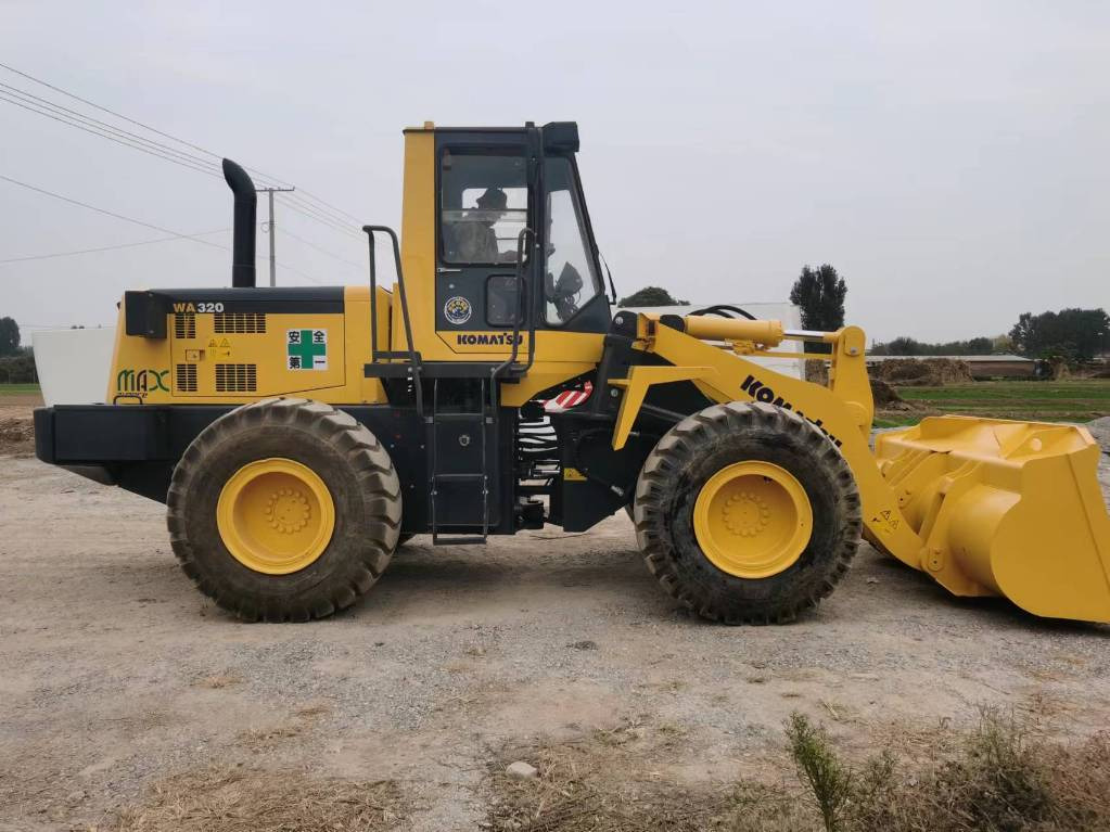 Komatsu WA 320-5 - Cargadora de ruedas: foto 2 Komatsu WA 320-5 - Cargadora de ruedas: foto 2