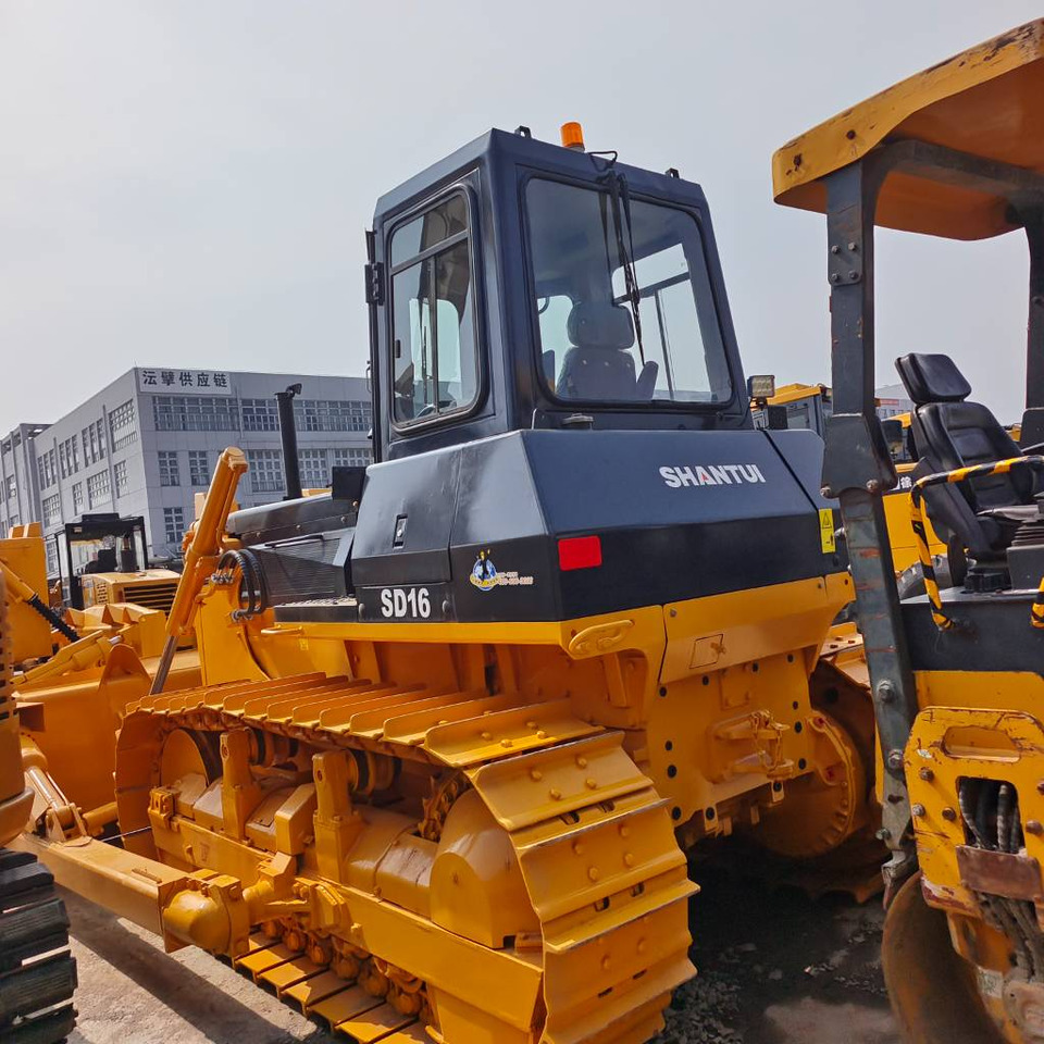Shantui SD 16 - Bulldozer: foto 2 Shantui SD 16 - Bulldozer: foto 2