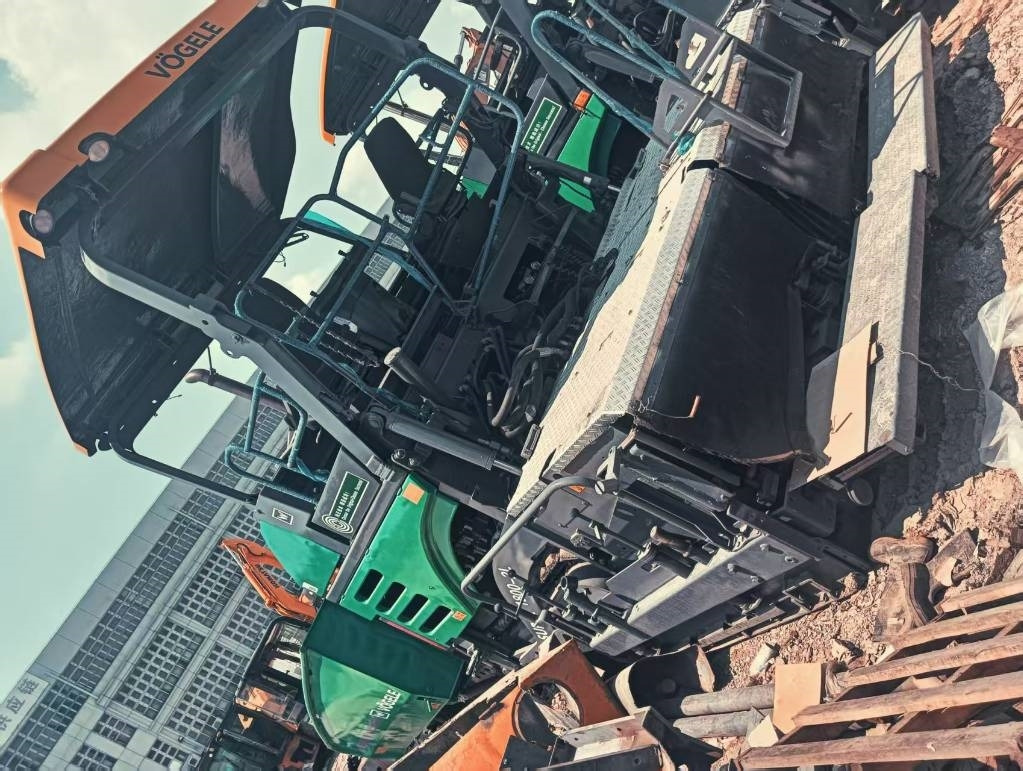 Vögele 1800-3 - Pavimentadora de asfalto: foto 4 Vögele 1800-3 - Pavimentadora de asfalto: foto 4