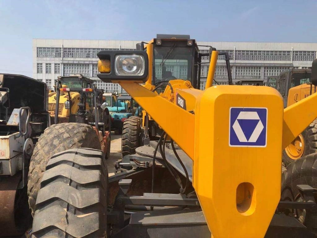 XCMG GR 180 - Excavadora de cadenas: foto 2 XCMG GR 180 - Excavadora de cadenas: foto 2