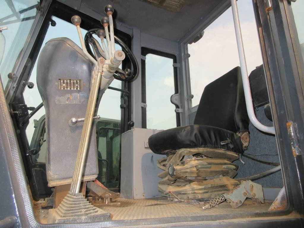 XCMG GR 180 - Grader: foto 5 XCMG GR 180 - Grader: foto 5