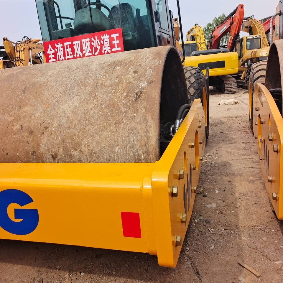 XCMG XS 143J - Compactador: foto 3 XCMG XS 143J - Compactador: foto 3