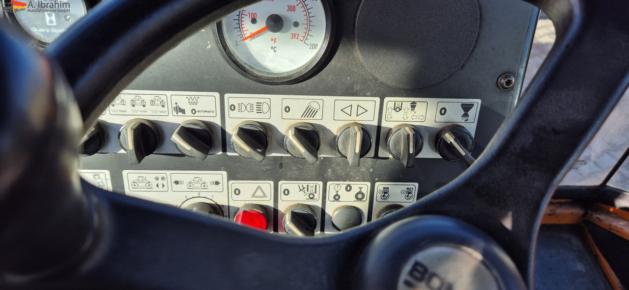 Bomag BW 174 AD2 | 12 t | Splitstreuer | Vibrator | Voll funktionsfähig - Rodillo: foto 5 Bomag BW 174 AD2 | 12 t | Splitstreuer | Vibrator | Voll funktionsfähig - Rodillo: foto 5