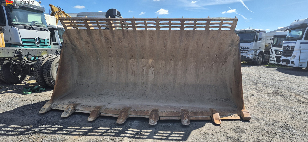 CAT 990 Zustand gut, Video vorhanden ohne Ketten!!, fertig zur Verladung - Cargadora de ruedas: foto 3 CAT 990 Zustand gut, Video vorhanden ohne Ketten!!, fertig zur Verladung - Cargadora de ruedas: foto 3