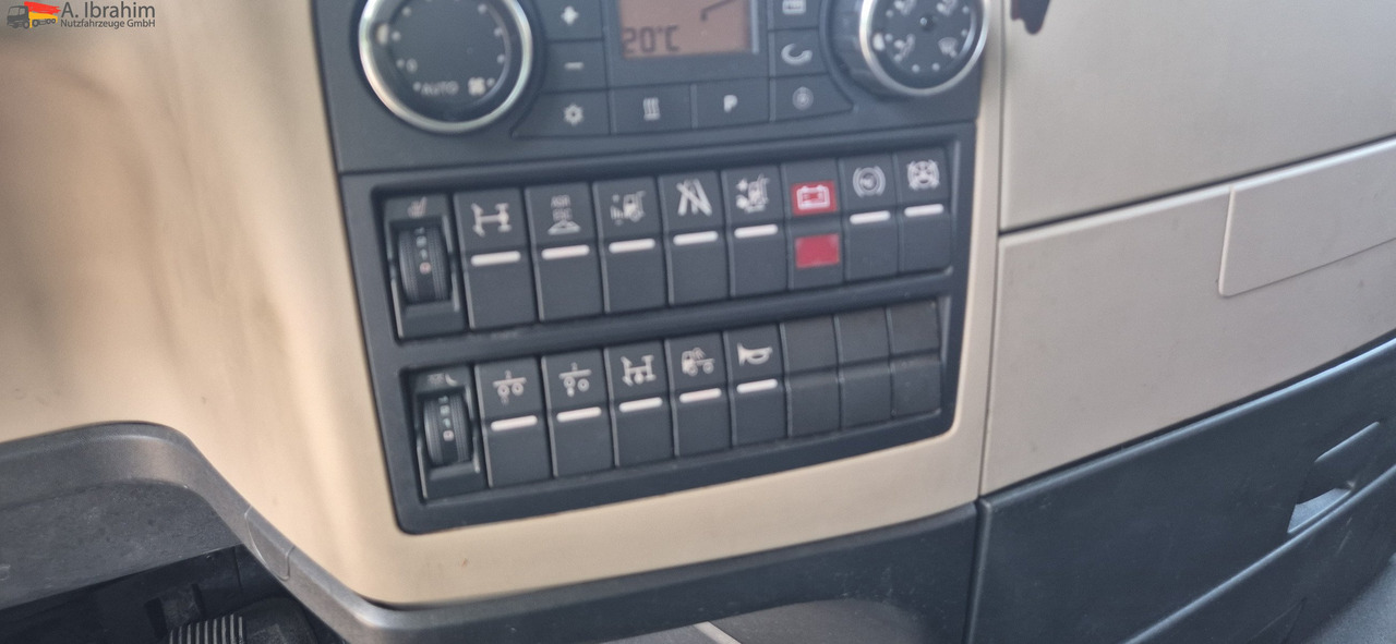 MAN 18.500 TGX, Retarder Klima einsatzbereit - Cabeza tractora: foto 5 MAN 18.500 TGX, Retarder Klima einsatzbereit - Cabeza tractora: foto 5