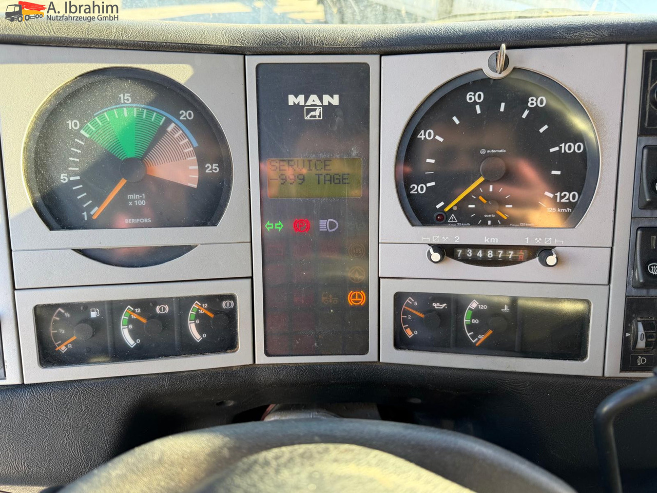 Leasing de MAN 26.464 6x4 | Retarder | Klima | Schaltgetriebe | 3 Pedals MAN 26.464 6x4 | Retarder | Klima | Schaltgetriebe | 3 Pedals: foto 13