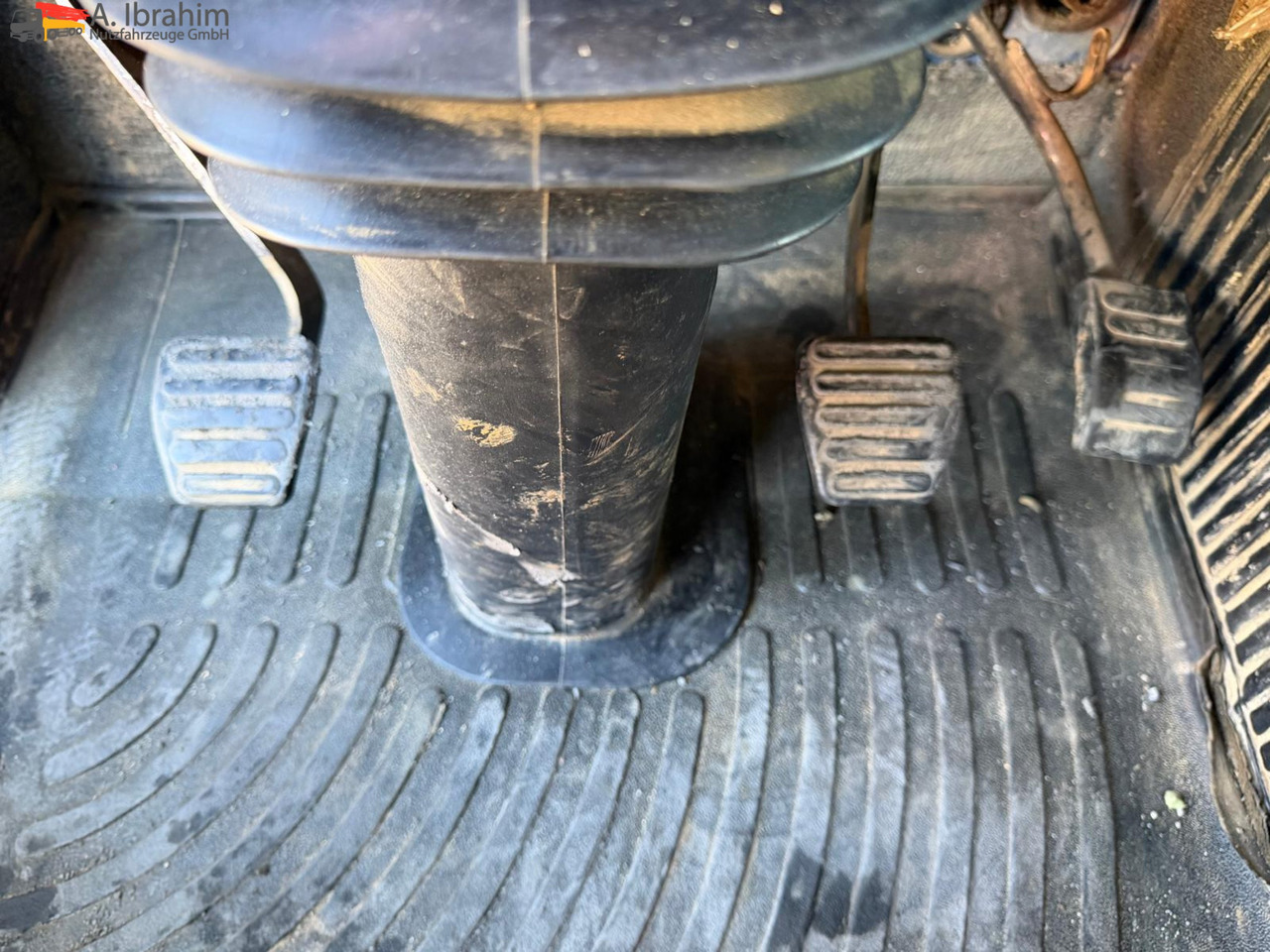 MAN 26.464 6x4 | Retarder | Klima | Schaltgetriebe | 3 Pedals - Cabeza tractora: foto 3 MAN 26.464 6x4 | Retarder | Klima | Schaltgetriebe | 3 Pedals - Cabeza tractora: foto 3