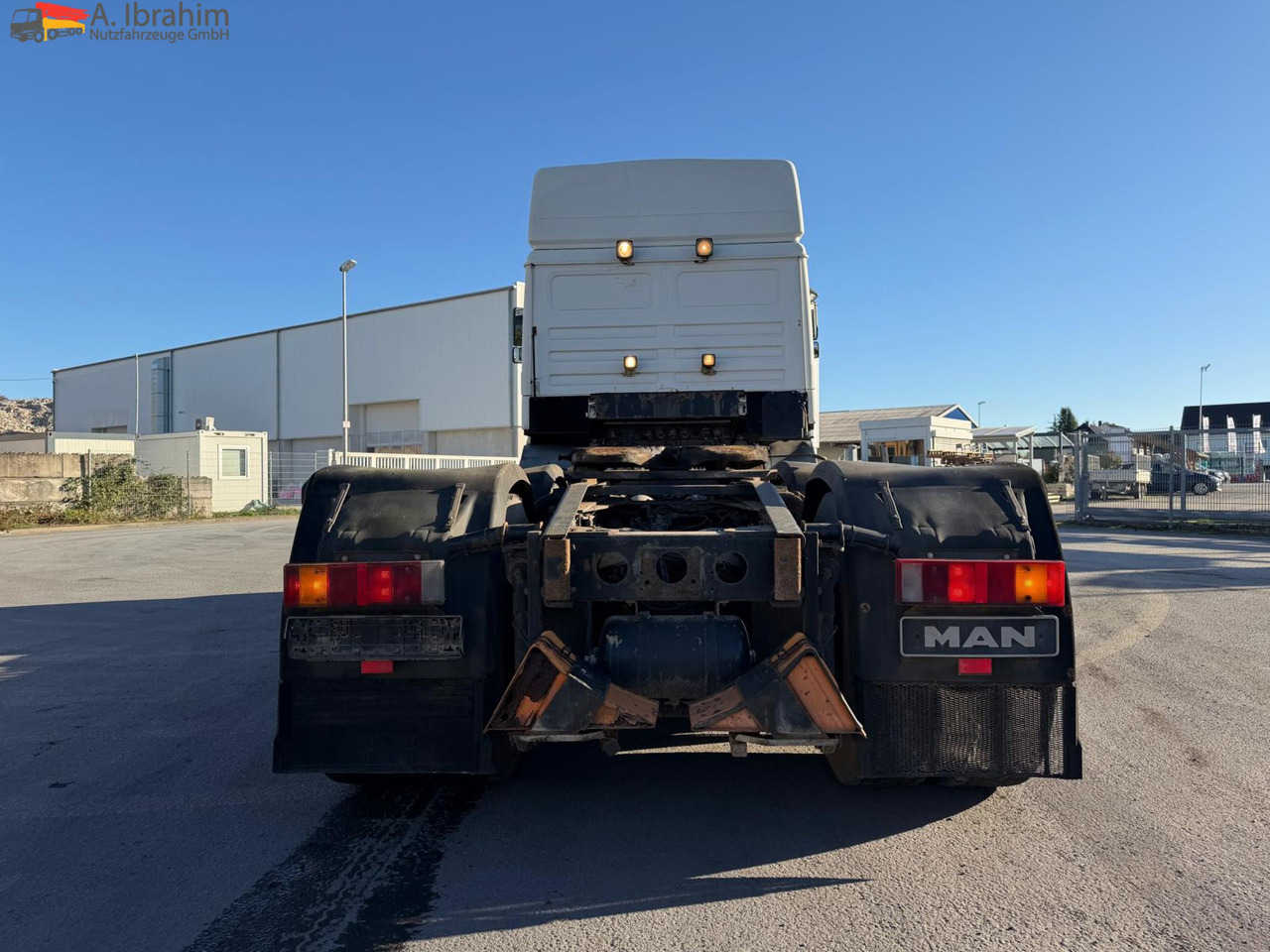 Leasing de MAN 26.464 6x4 | Retarder | Klima | Schaltgetriebe | 3 Pedals MAN 26.464 6x4 | Retarder | Klima | Schaltgetriebe | 3 Pedals: foto 11