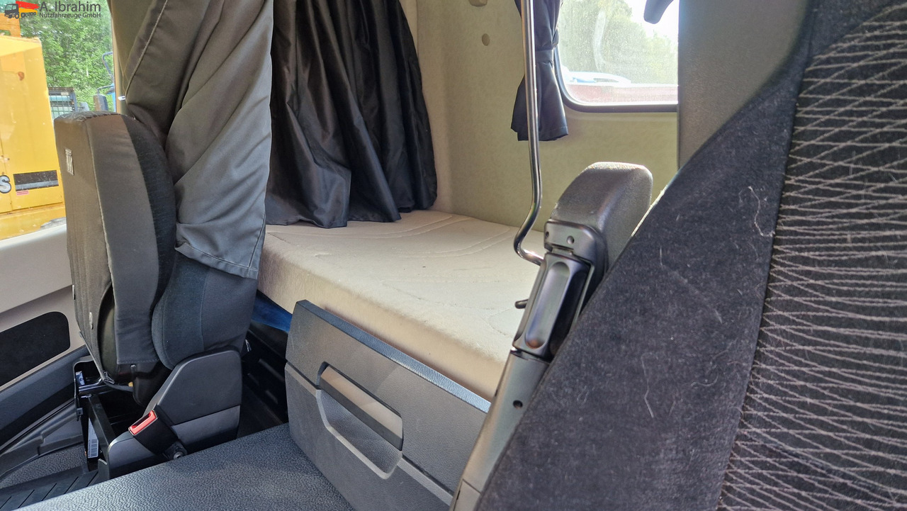 Mercedes-Benz 1840 Actros, 3x vorhanden, identisch - Cabeza tractora: foto 5 Mercedes-Benz 1840 Actros, 3x vorhanden, identisch - Cabeza tractora: foto 5