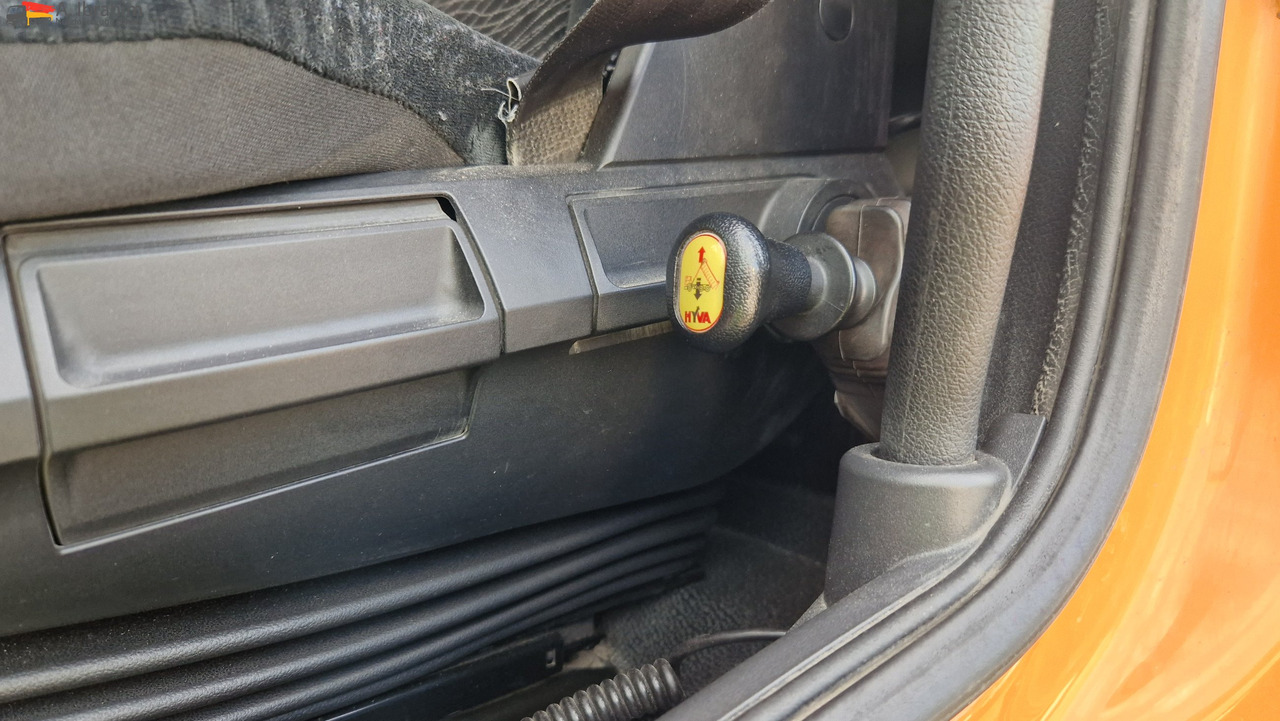 Mercedes-Benz 1840 Actros, 3x vorhanden, identisch - Cabeza tractora: foto 4 Mercedes-Benz 1840 Actros, 3x vorhanden, identisch - Cabeza tractora: foto 4