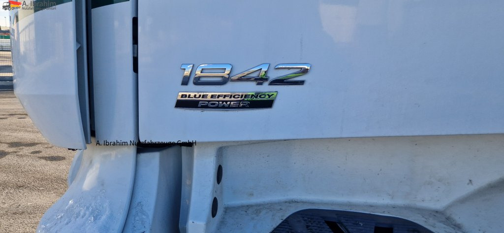 Mercedes-Benz 1842 sehr sauber, deutsches Fahrzeug einsatzbereit - Cabeza tractora: foto 2 Mercedes-Benz 1842 sehr sauber, deutsches Fahrzeug einsatzbereit - Cabeza tractora: foto 2
