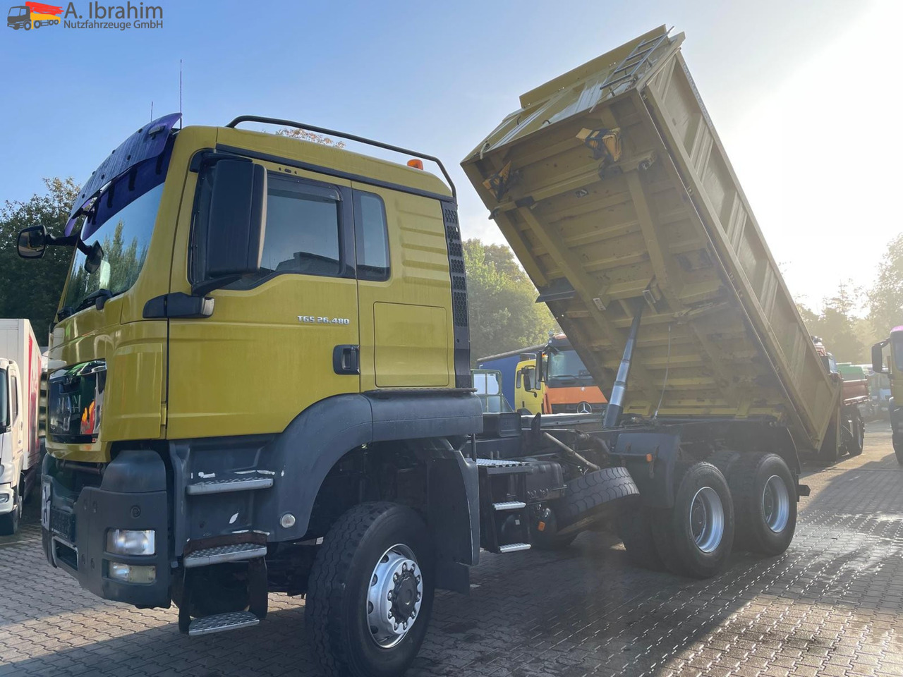 MAN TGS 26.480 Meiller 3 Seiten, Blatt Blatt, 6x6, Schalter ,3 Pedals - Camión volquete: foto 1 MAN TGS 26.480 Meiller 3 Seiten, Blatt Blatt, 6x6, Schalter ,3 Pedals - Camión volquete: foto 1