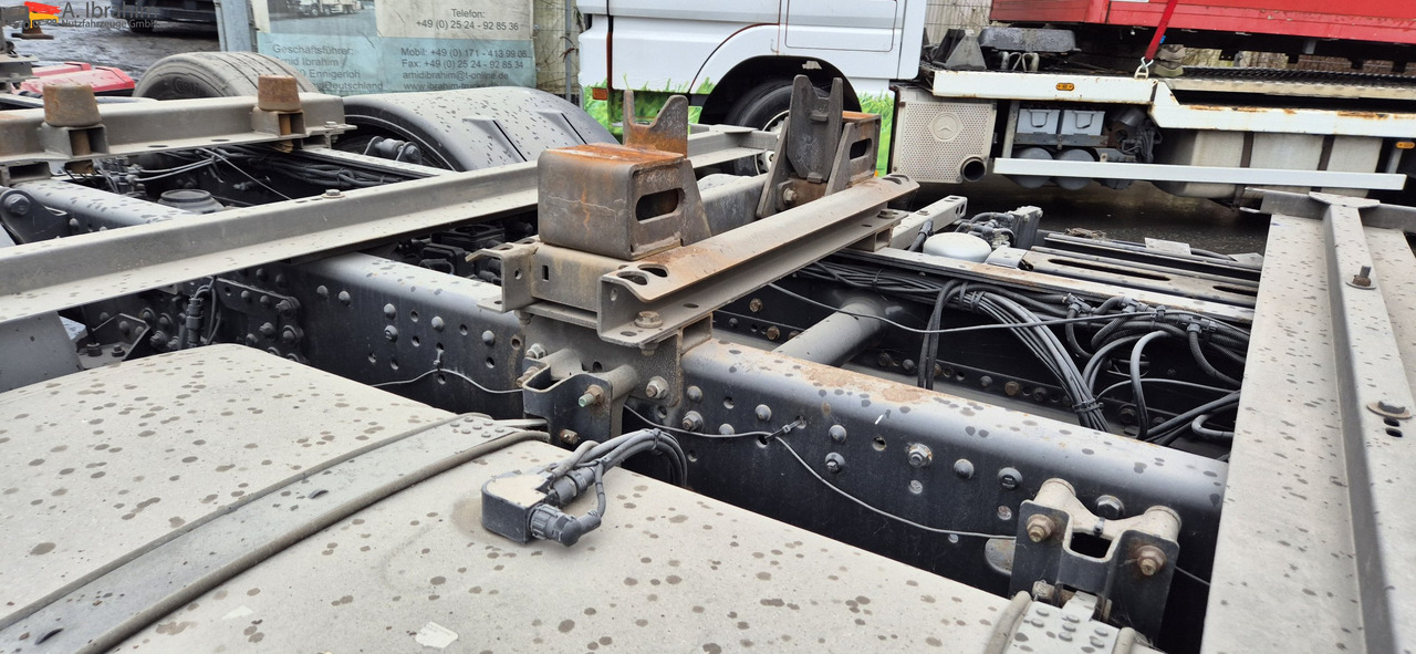 MAN TGX 26.460 Vario-Rahmen deutsches Fahrzeug. ohne Wechselbrücke - Camión lona: foto 5 MAN TGX 26.460 Vario-Rahmen deutsches Fahrzeug. ohne Wechselbrücke - Camión lona: foto 5