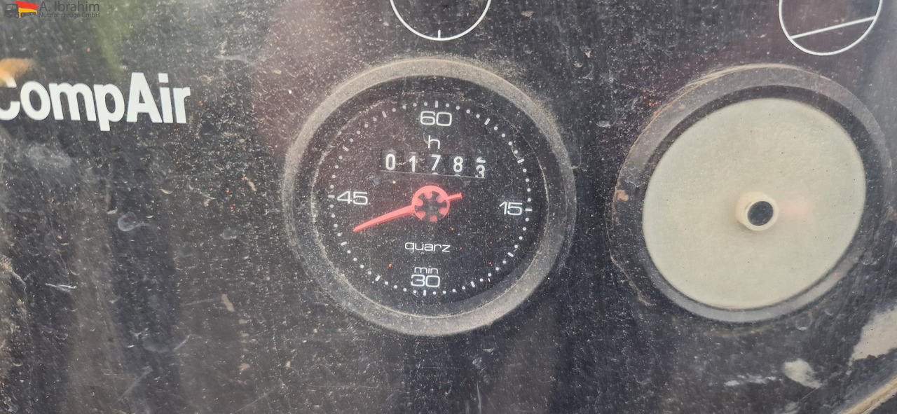 Maquinaria de construcción Demag SC 40 DS-2 Kompressor, Deutzmotor: foto 15 Maquinaria de construcción Demag SC 40 DS-2 Kompressor, Deutzmotor: foto 15