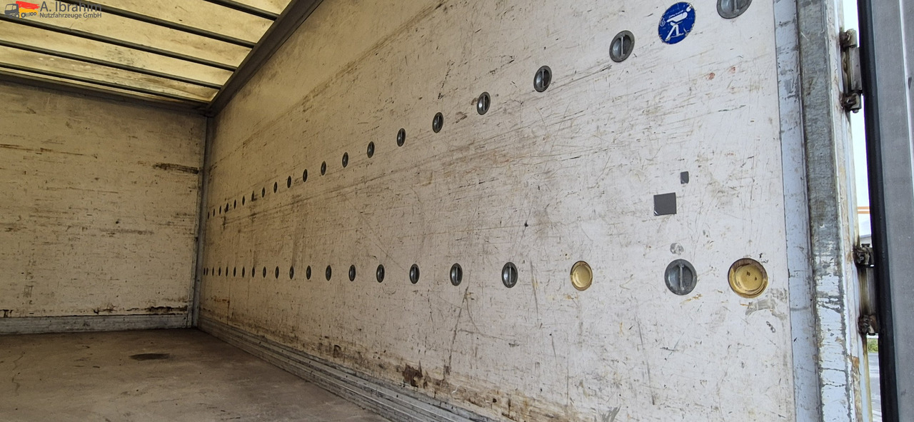 Mercedes-Benz 817 Möbelkoffer - Furgoneta caja cerrada: foto 2 Mercedes-Benz 817 Möbelkoffer - Furgoneta caja cerrada: foto 2