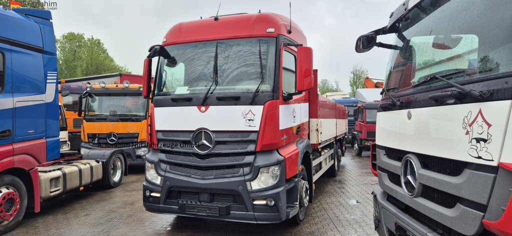 Mercedes-Benz DB 2545 HIAB 166 mit Zange. Lift-Lenkachse - Camión caja abierta, Camión grúa: foto 1 Mercedes-Benz DB 2545 HIAB 166 mit Zange. Lift-Lenkachse - Camión caja abierta, Camión grúa: foto 1