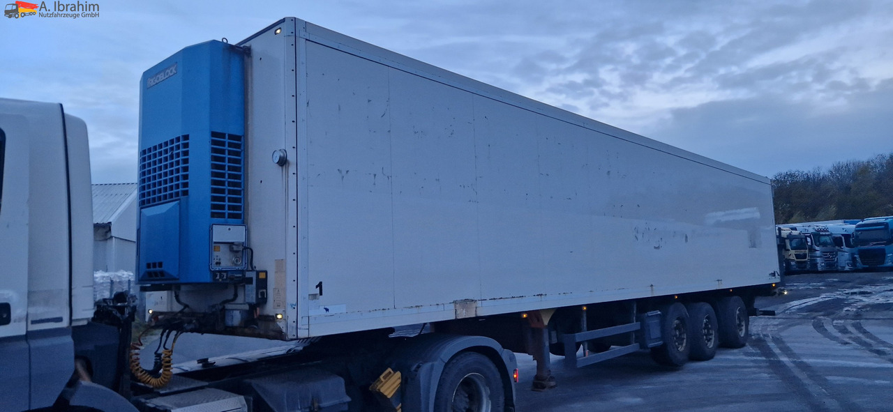 Schmitz SKO 24 Citysattel, 3. Achse zwangsgelenkt Frigoblock - Semirremolque: foto 1 Schmitz SKO 24 Citysattel, 3. Achse zwangsgelenkt Frigoblock - Semirremolque: foto 1