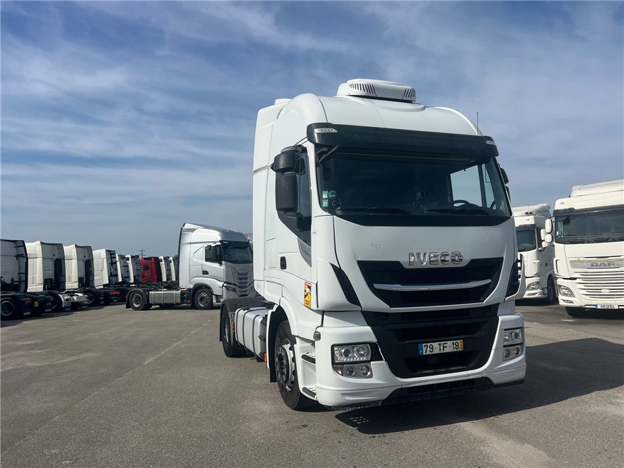 Iveco AS440S46T/P - Cabeza tractora: foto 3 Iveco AS440S46T/P - Cabeza tractora: foto 3