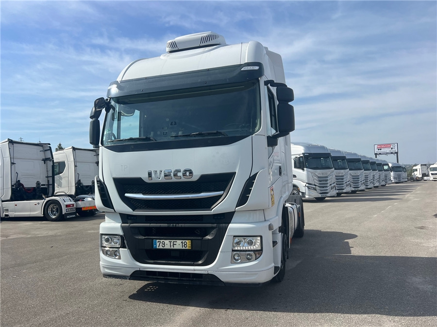 Iveco AS440S46T/P - Cabeza tractora: foto 2 Iveco AS440S46T/P - Cabeza tractora: foto 2