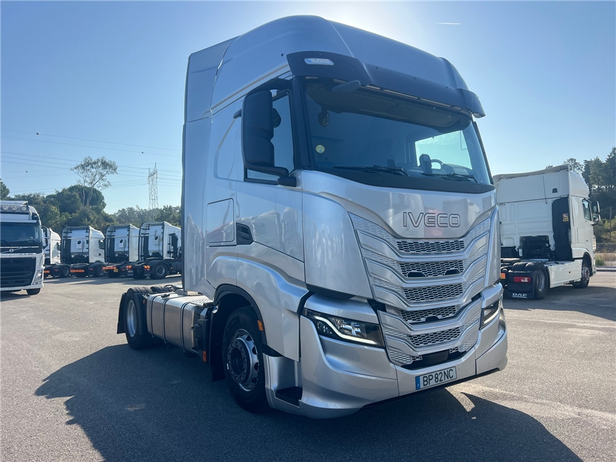 Iveco S-WAY 500 - Cabeza tractora: foto 1 Iveco S-WAY 500 - Cabeza tractora: foto 1