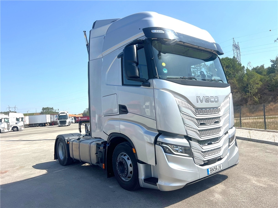 Iveco S-WAY 500 - Cabeza tractora: foto 3 Iveco S-WAY 500 - Cabeza tractora: foto 3