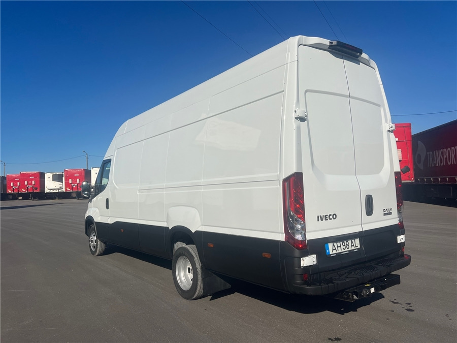 Iveco 35C16 - Furgón: foto 4 Iveco 35C16 - Furgón: foto 4