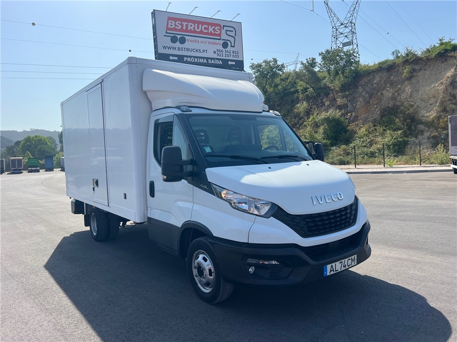 Iveco 35C16H - Camión caja cerrada: foto 4 Iveco 35C16H - Camión caja cerrada: foto 4