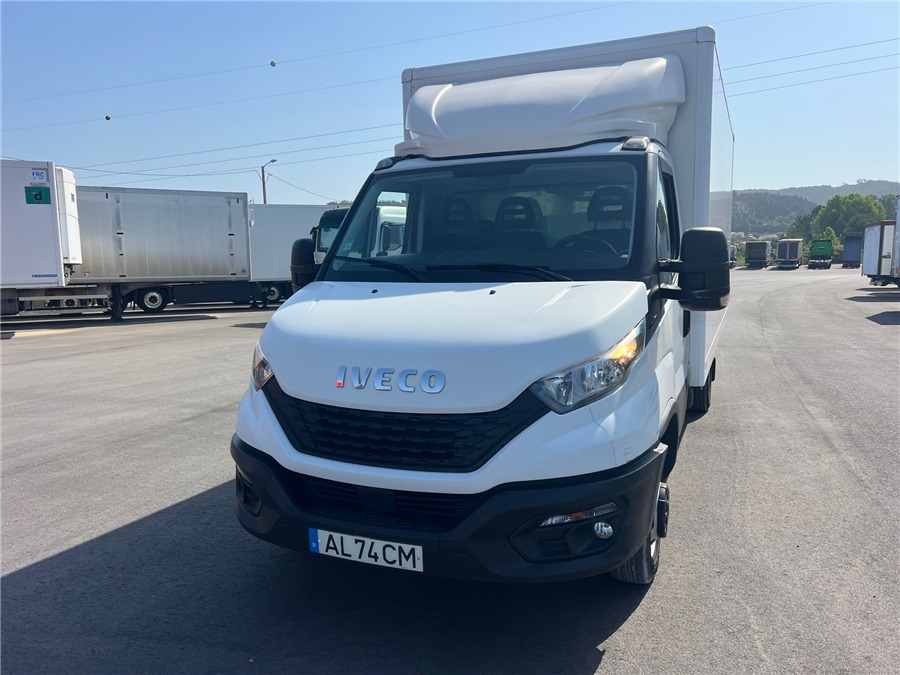 Iveco 35C16H - Camión caja cerrada: foto 3 Iveco 35C16H - Camión caja cerrada: foto 3