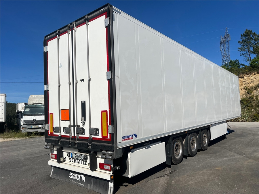SCHMITZ CARGOBULL SCB-S3B - Semirremolque frigorífico: foto 1 SCHMITZ CARGOBULL SCB-S3B - Semirremolque frigorífico: foto 1