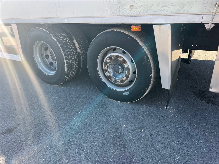 Camión frigorífico Volvo FM 9: foto 30 Camión frigorífico Volvo FM 9: foto 30