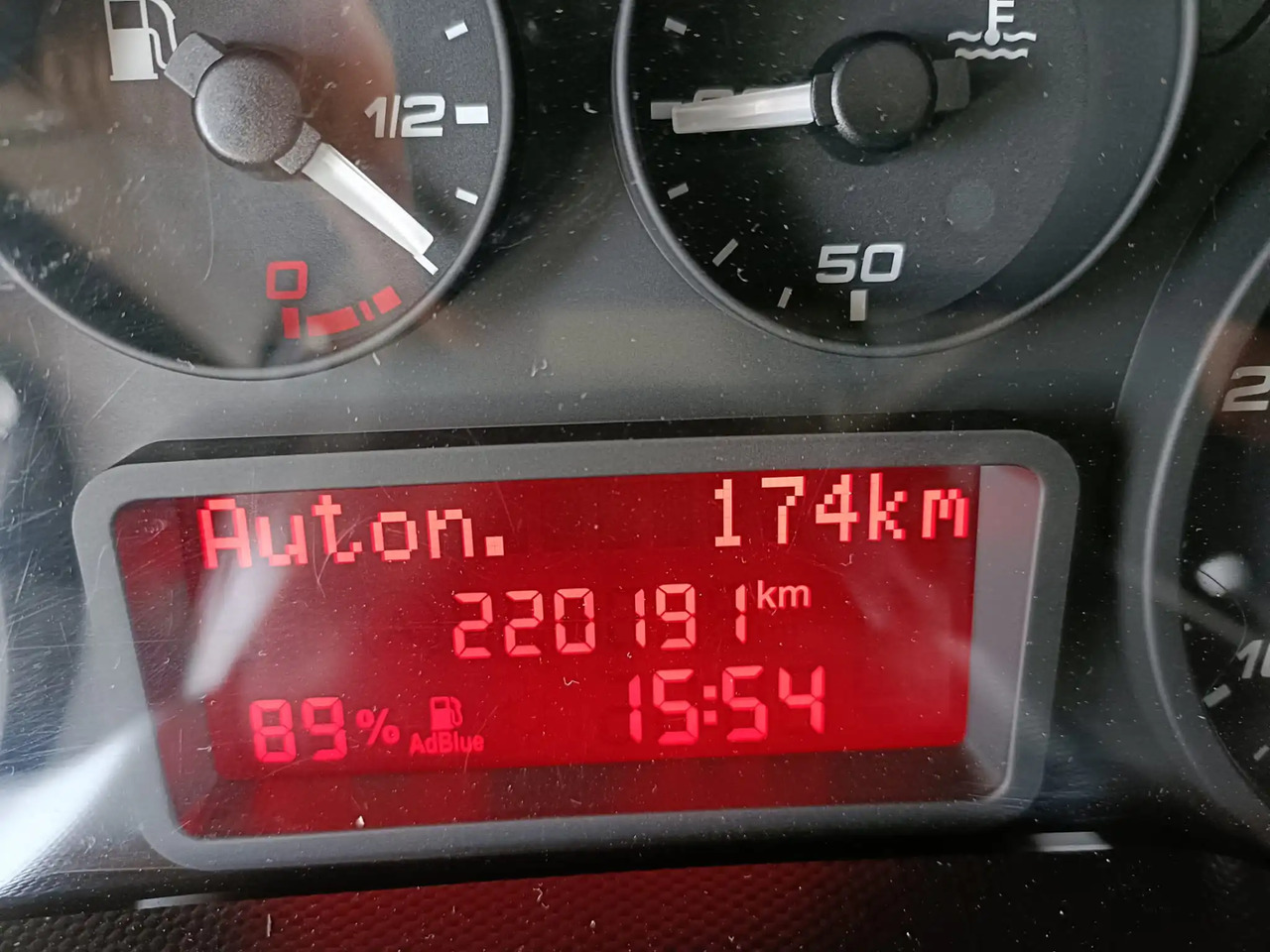 IVECO DAILY 35C15 - Furgoneta: foto 3 IVECO DAILY 35C15 - Furgoneta: foto 3