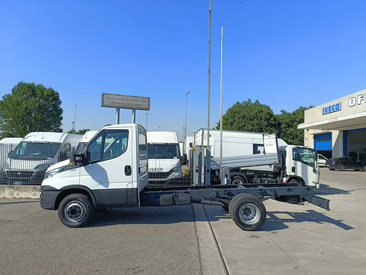 IVECO DAILY 60C18 A TELAIO KM 0 - Camión chasis: foto 5 IVECO DAILY 60C18 A TELAIO KM 0 - Camión chasis: foto 5