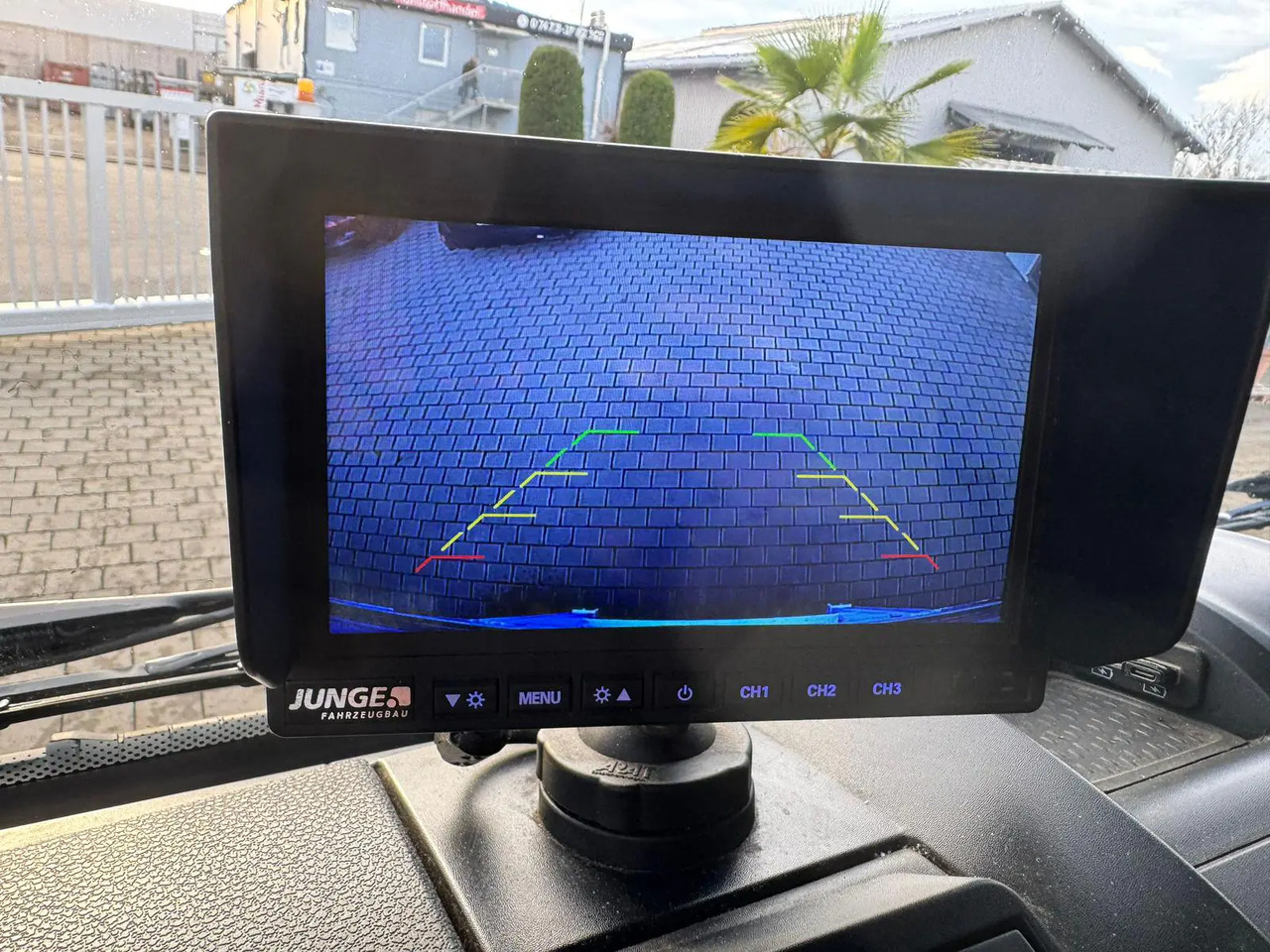 IVECO EUROCARGO 75E21 - Camión lona: foto 4 IVECO EUROCARGO 75E21 - Camión lona: foto 4