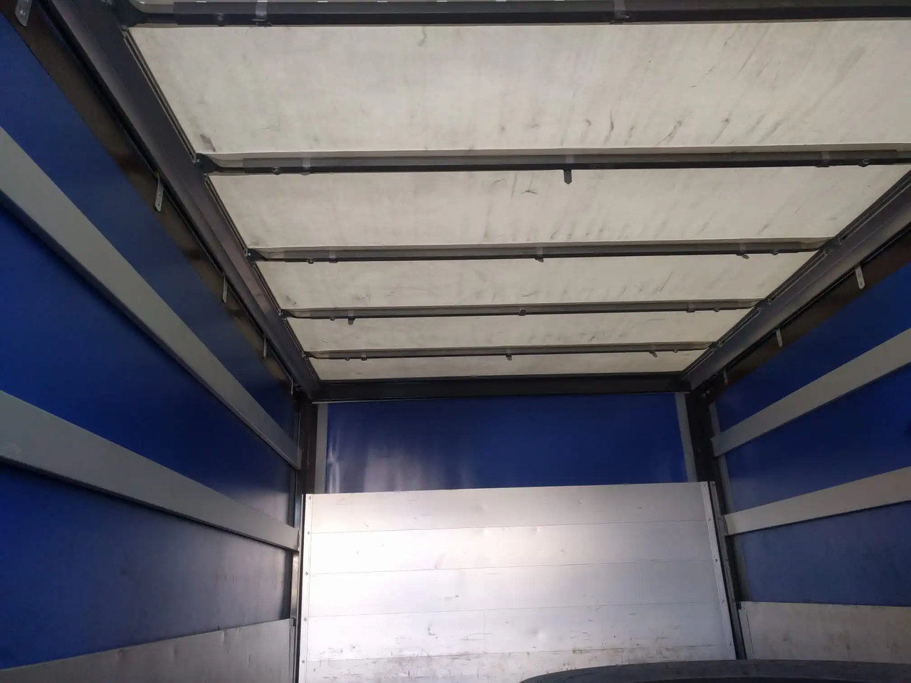 MERCEDES BENZ SPRINTER 514 CDI 3T5 - Furgoneta con caja de lona: foto 5 MERCEDES BENZ SPRINTER 514 CDI 3T5 - Furgoneta con caja de lona: foto 5