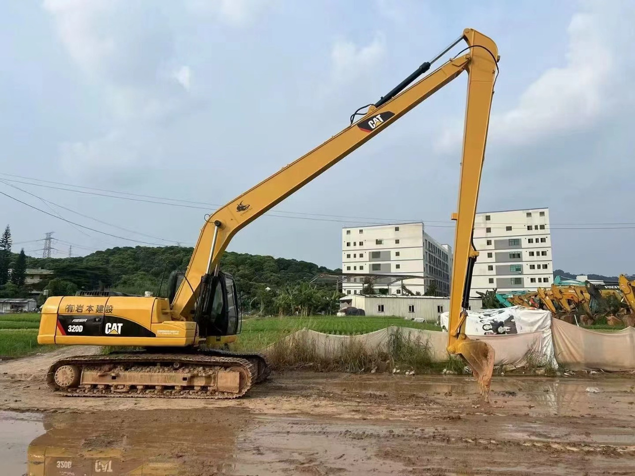 CAT 320D Extended Arm - Excavadora de cadenas: foto 2 CAT 320D Extended Arm - Excavadora de cadenas: foto 2