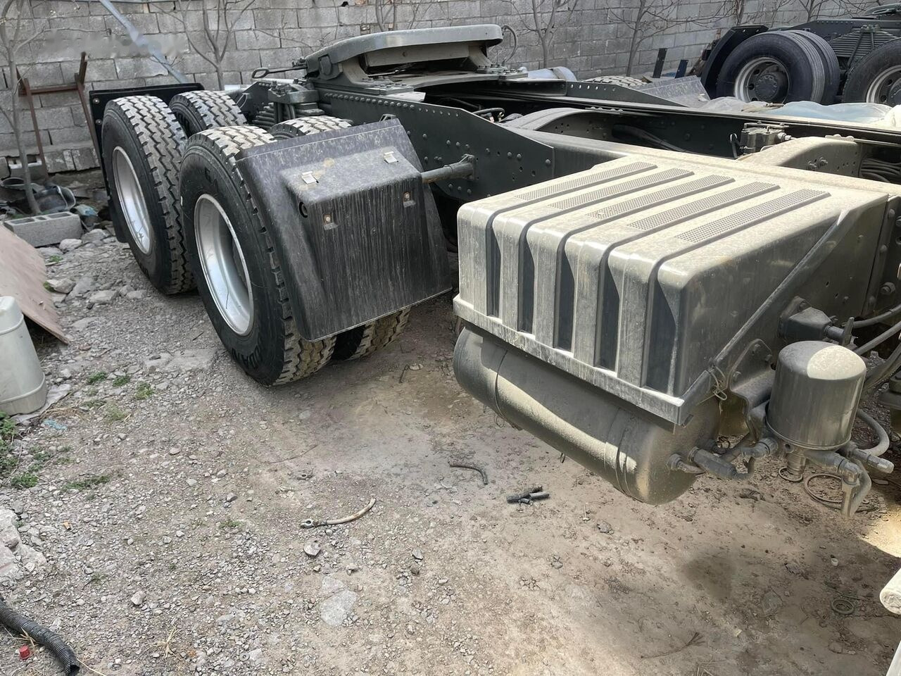 Cabeza tractora Howo Used 371 6X4: foto 7