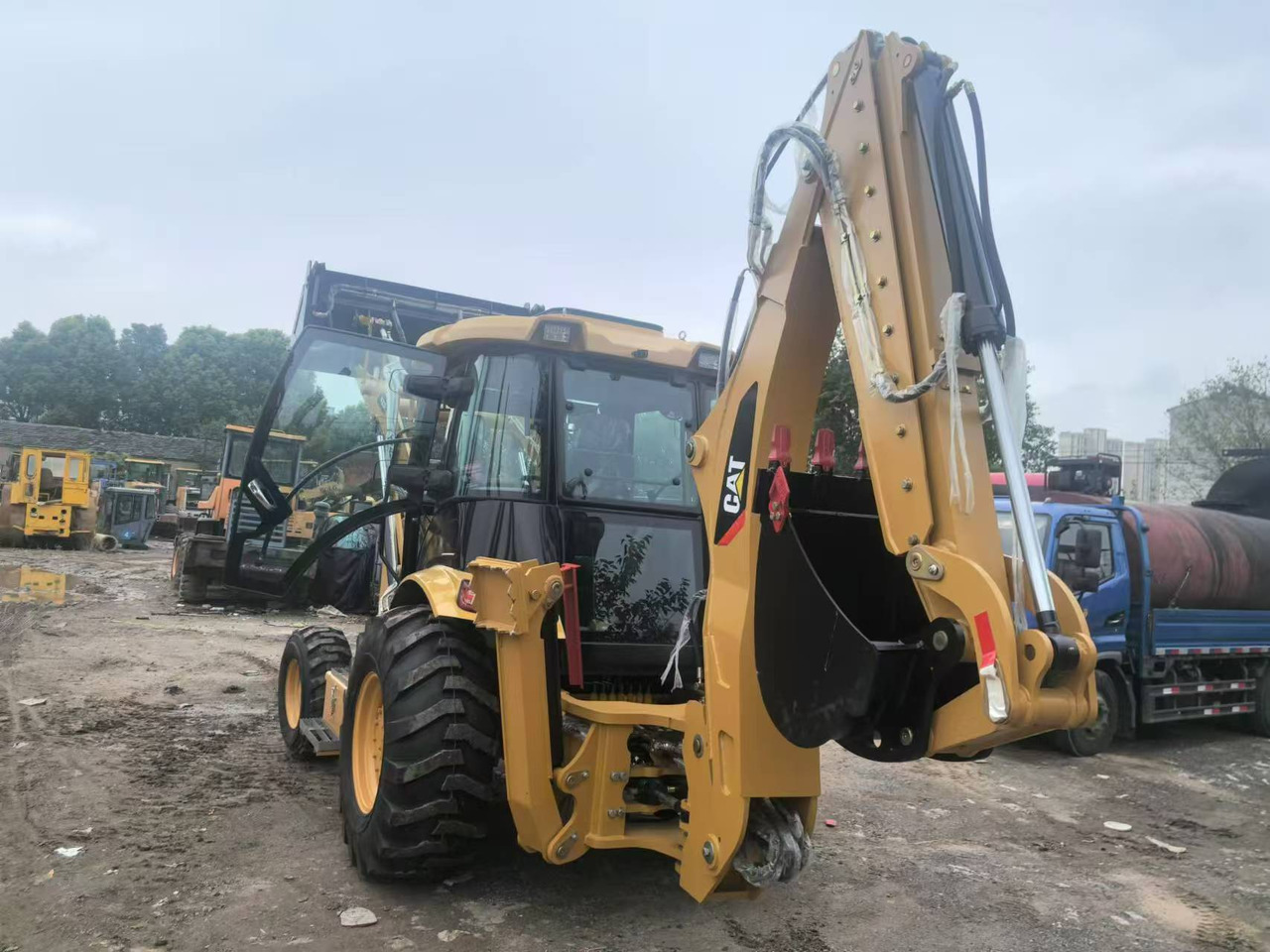 Caterpillar 420F - Retroexcavadora: foto 4 Caterpillar 420F - Retroexcavadora: foto 4