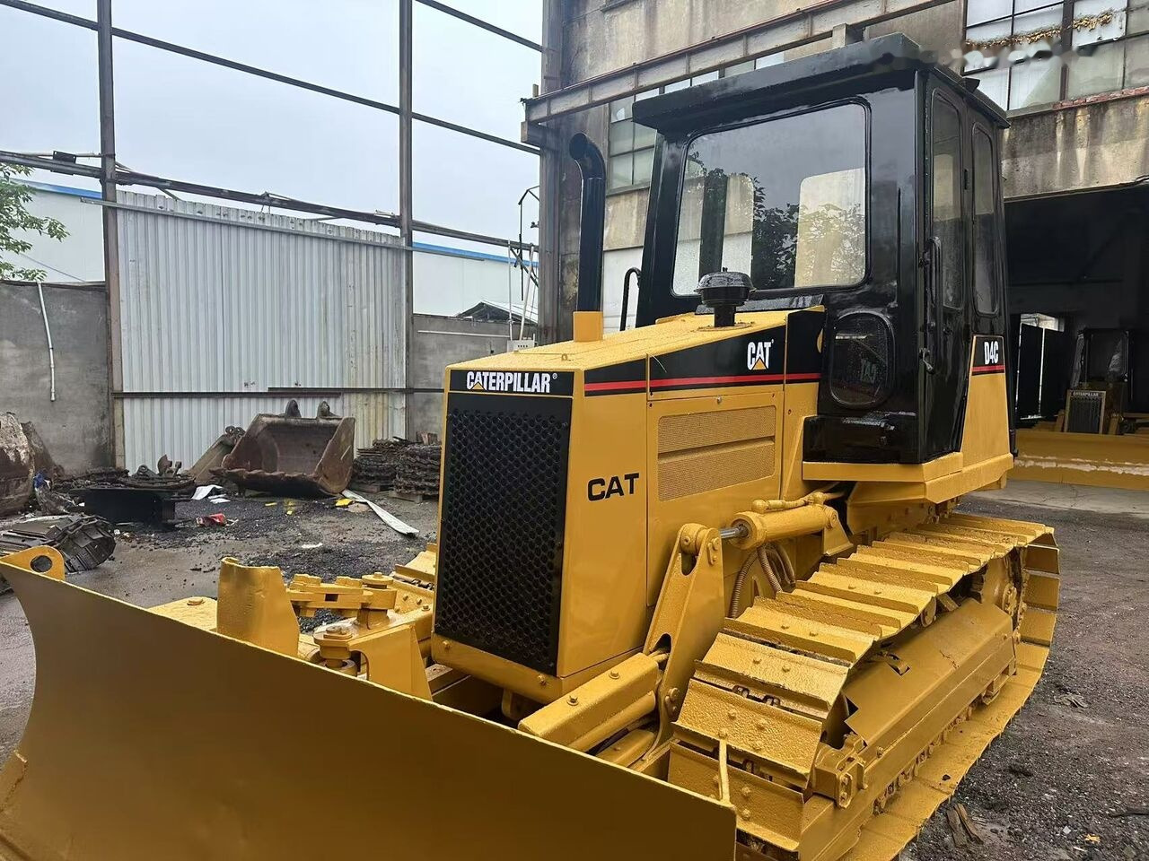 Caterpillar D4C - Bulldozer: foto 3 Caterpillar D4C - Bulldozer: foto 3