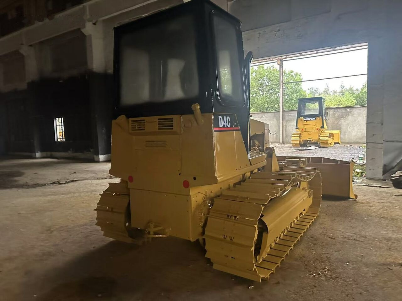 Caterpillar D4C - Bulldozer: foto 3 Caterpillar D4C - Bulldozer: foto 3