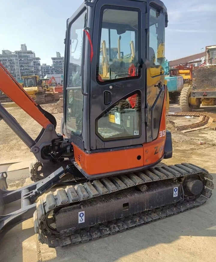 Hitachi ZX35-5A - Miniexcavadora: foto 1 Hitachi ZX35-5A - Miniexcavadora: foto 1