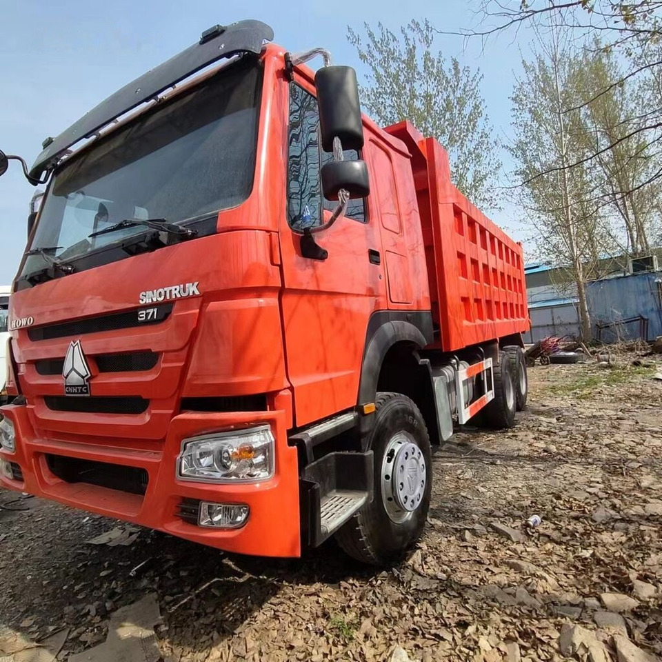 Howo 371 - Camión volquete: foto 2 Howo 371 - Camión volquete: foto 2
