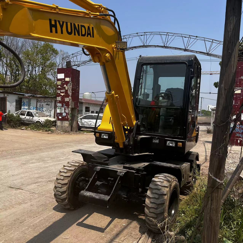 Hyundai R60W-7 - Excavadora de ruedas: foto 2 Hyundai R60W-7 - Excavadora de ruedas: foto 2