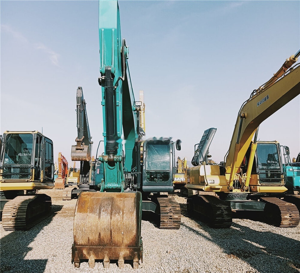 Kobelco SK200D - Excavadora de cadenas: foto 5 Kobelco SK200D - Excavadora de cadenas: foto 5