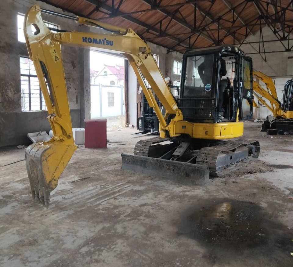 Komatsu PC50 - Miniexcavadora: foto 4 Komatsu PC50 - Miniexcavadora: foto 4